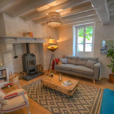 Maison De La Riviere Holiday home *