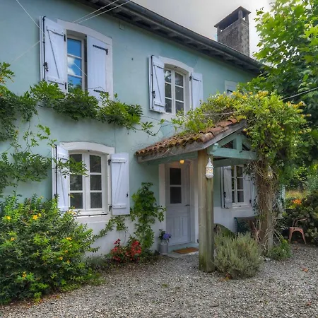 Maison De La Riviere Holiday home Autevielle-Saint-Martin-Bideren